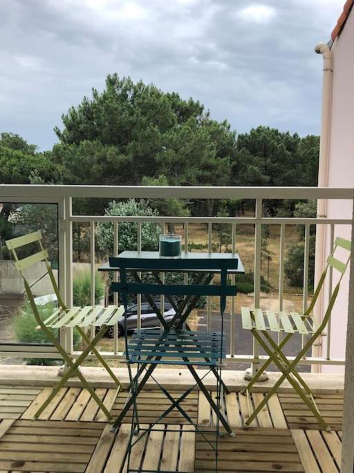 Le Petit Cote Ouest - Appt Dans Les Pins Pres De La Plage เลส์ซาบล์-โดล็อนน์ ภายนอก รูปภาพ