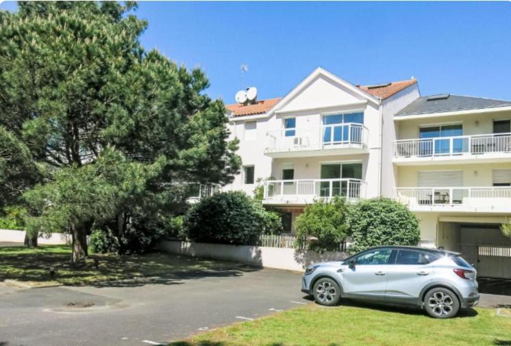 Le Petit Cote Ouest - Appt Dans Les Pins Pres De La Plage เลส์ซาบล์-โดล็อนน์ ภายนอก รูปภาพ